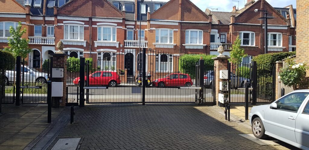 electric gates hampshire